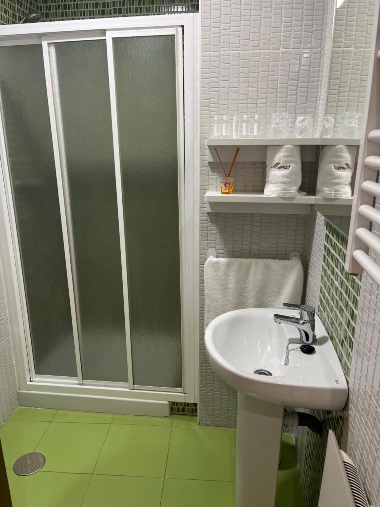 Apartamentos Turisticos Palacio De Meras Tineo Zewnętrze zdjęcie